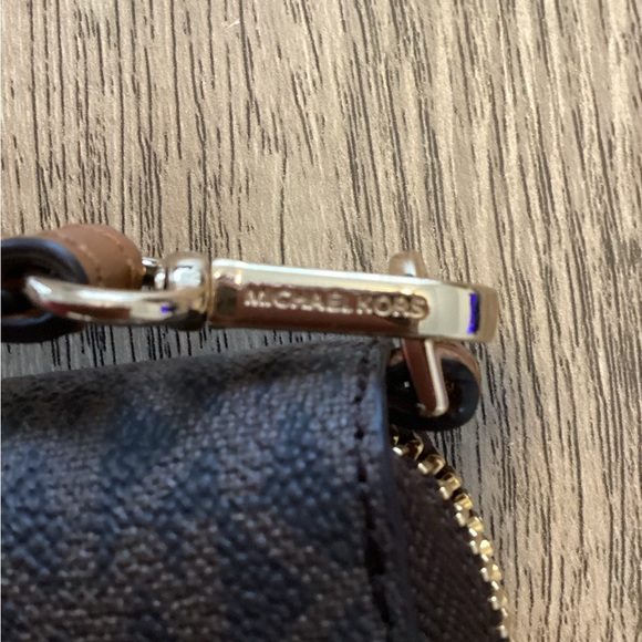 NWT Michael Kors Jet Set Travel Continental Wristlet (Brown) - Picture 6 of 10